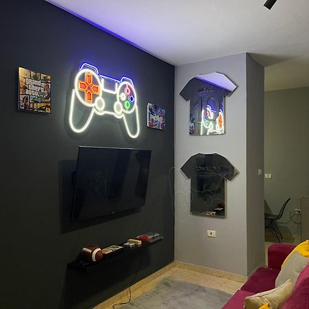 Super House 2 Blloku - 3 Rooms Tirana Eksteriør billede