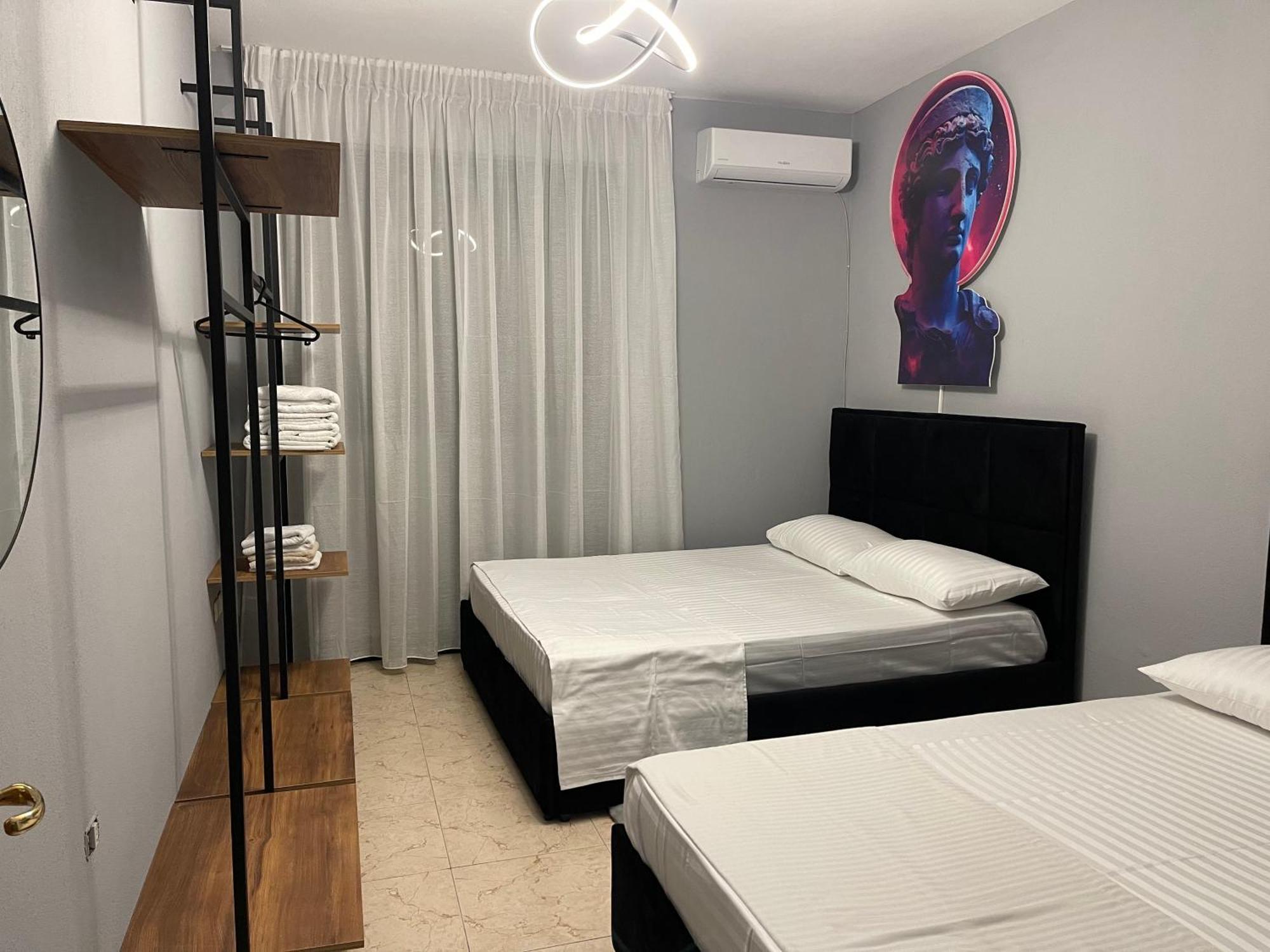 Super House 2 Blloku - 3 Rooms Tirana Eksteriør billede