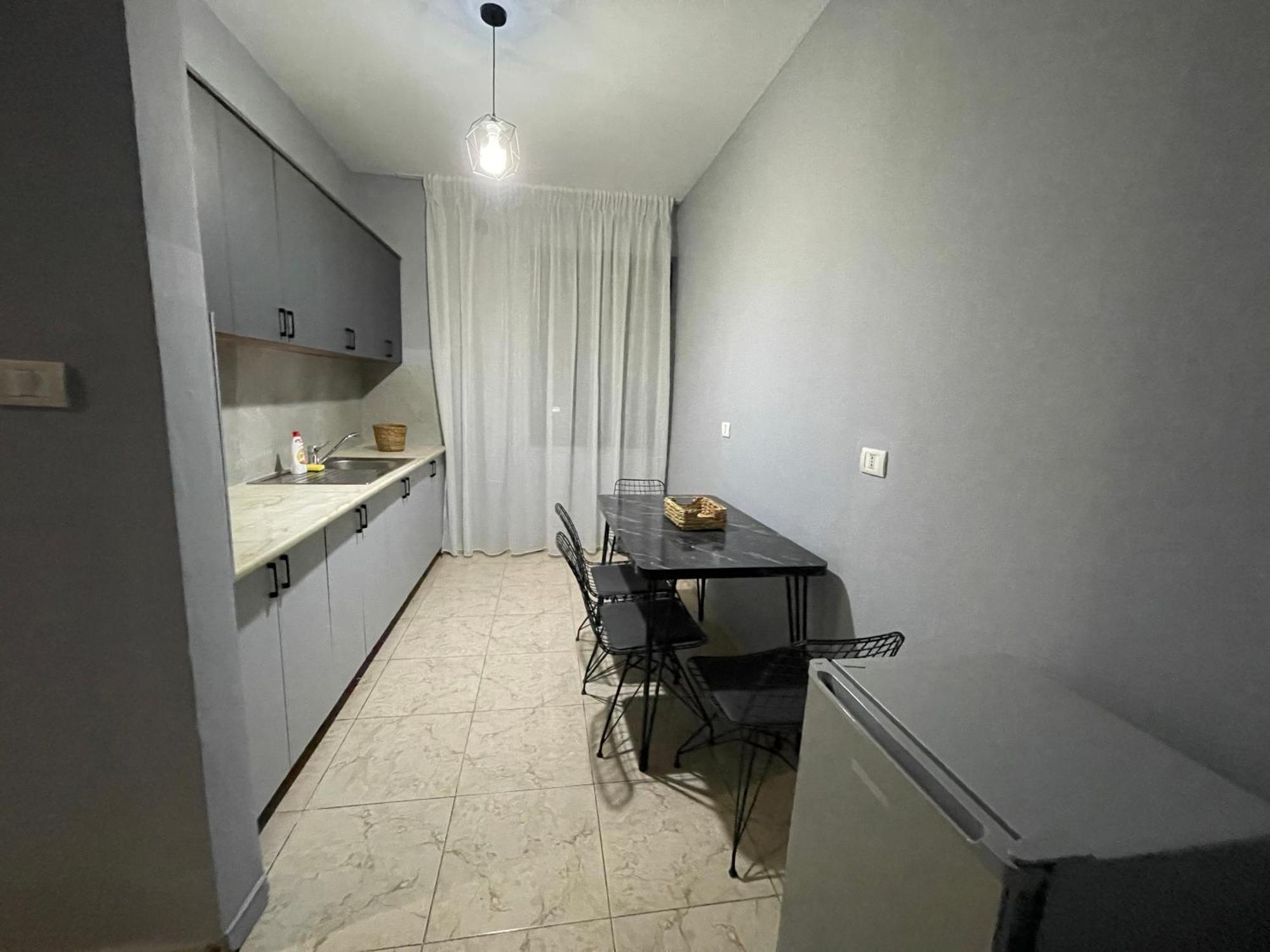 Super House 2 Blloku - 3 Rooms Tirana Eksteriør billede