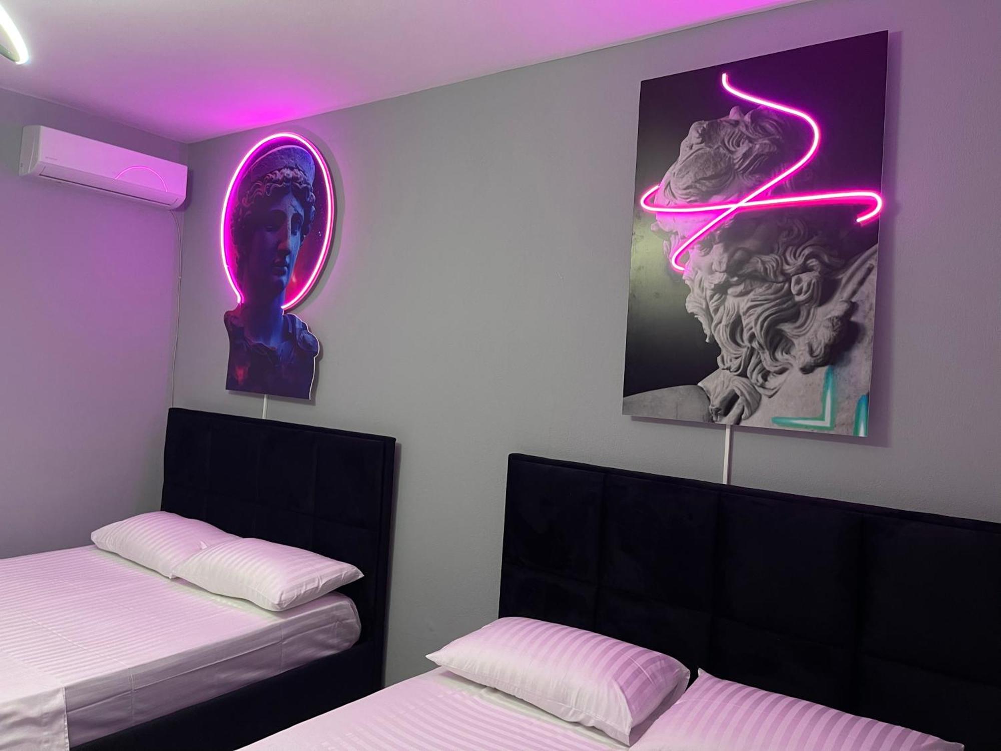 Super House 2 Blloku - 3 Rooms Tirana Eksteriør billede