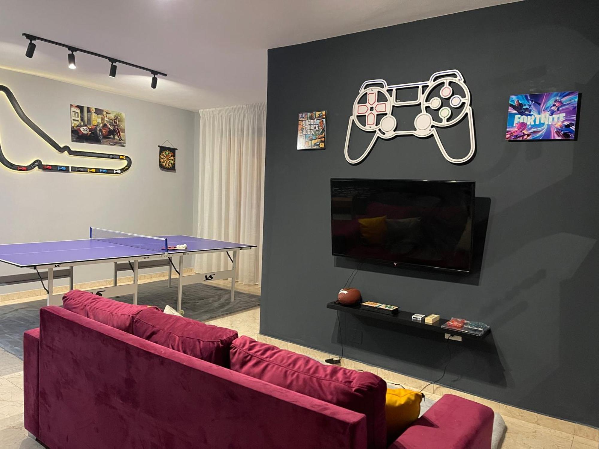 Super House 2 Blloku - 3 Rooms Tirana Eksteriør billede